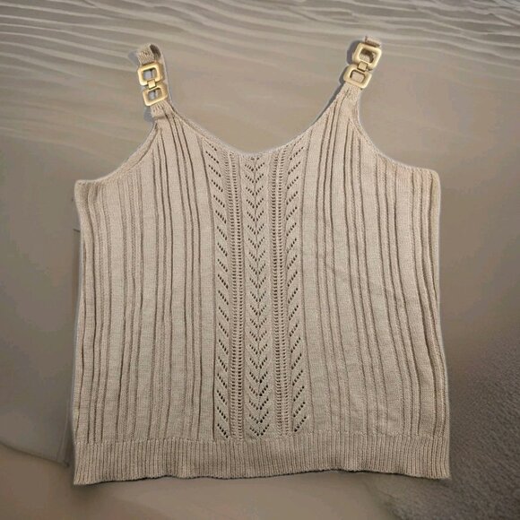 Tops - Womens Size Large Tan Sleeveless Knitted Tank Top With Gold Metal Accent